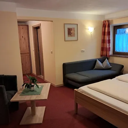 Hotel Garni Edelweiss Siegsdorf