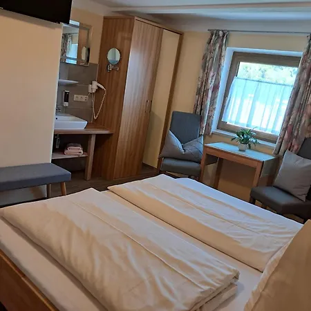 Garni Edelweiss Hotel
