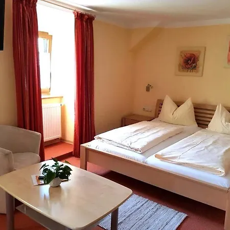 Garni Edelweiss Hotel