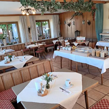 Hotel Garni Edelweiss